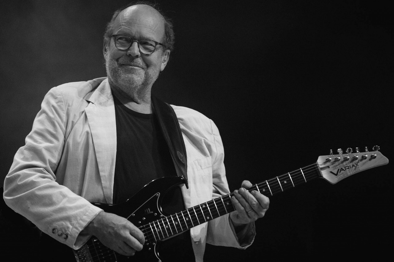 Morre Lasse Wellander Guitarrista Do ABBA Aos 70 Anos