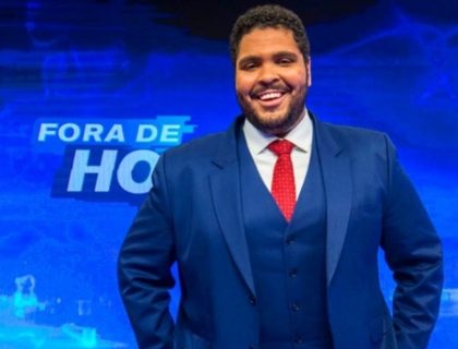 Imagem do post: Comediante Paulo Vieira é internado no Rio com meningite bacteriana