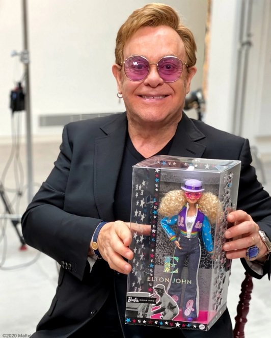 Elton John ganha sua própria versão da Barbie! Confira: 47 Elton John ganha sua própria versão da Barbie! Confira: