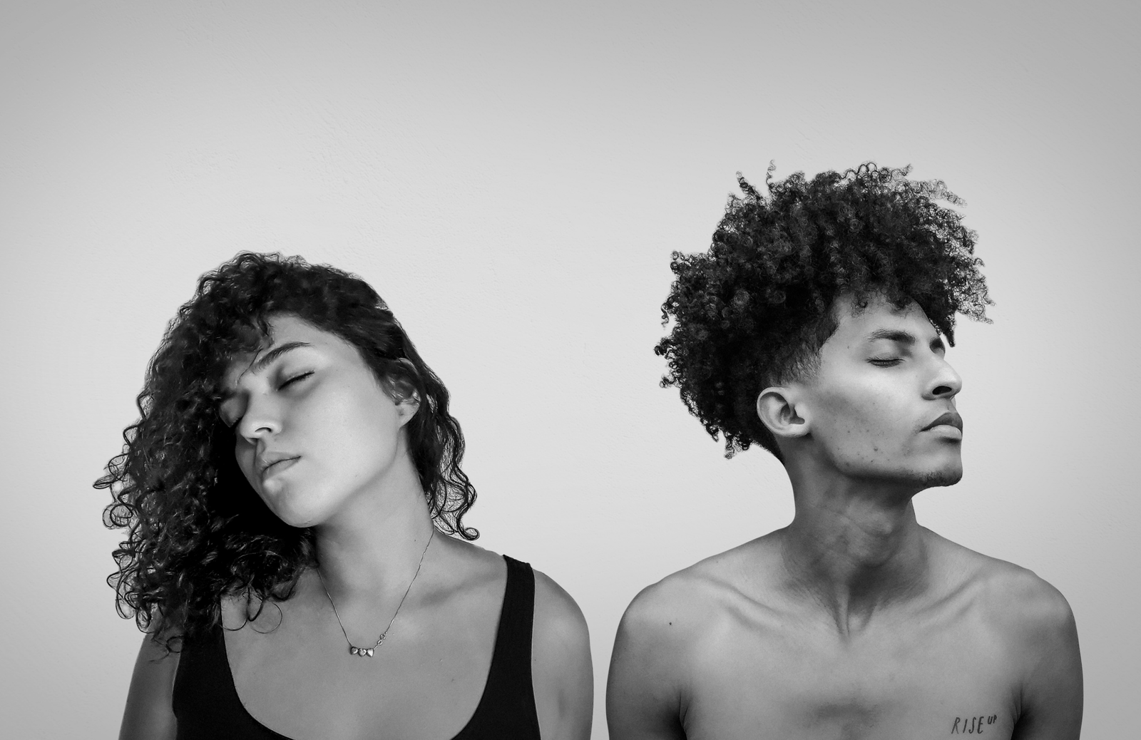 Confira "Bem Vindx à Lyra" novo single do Iuri Mesan com participação de Isadora Vilela