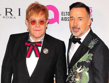 Imagem do post: Elton John agradece Papa Francisco por se mostrar favorável à união civil homossexual