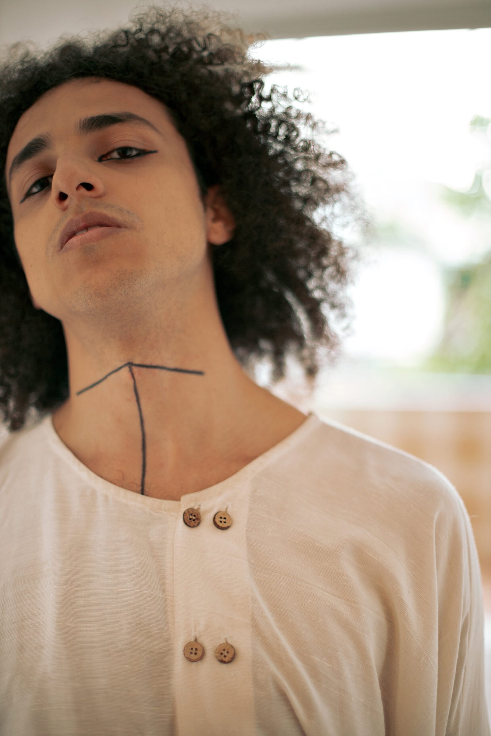 ENTREVISTA | No Dia da Consciência Negra, Barroso lança álbum recheado de provocações sociais 47 ENTREVISTA | No Dia da Consciência Negra, Barroso lança álbum recheado de provocações sociais