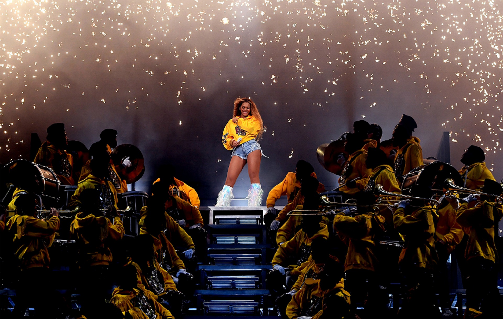 O álbum ao vivo de Beyoncé continua fazendo história: "HOMECOMING" supera 600 milhões de streams no Spotify 48 O álbum ao vivo de Beyoncé continua fazendo história: "HOMECOMING" supera 600 milhões de streams no Spotify