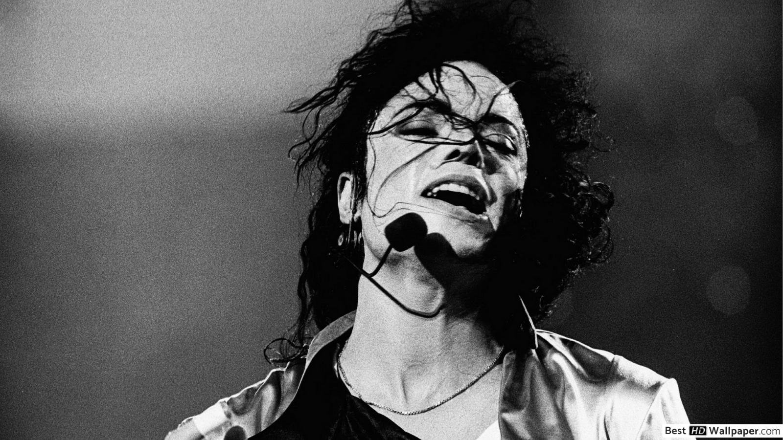 Mesmo após 11 anos de sua morte, Michael Jackson lucra US$ 48 milhões apenas em 2020
