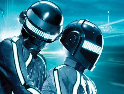 Imagem do post: Daft Punk lança trilha sonora completa do filme “TRON: O Legado”