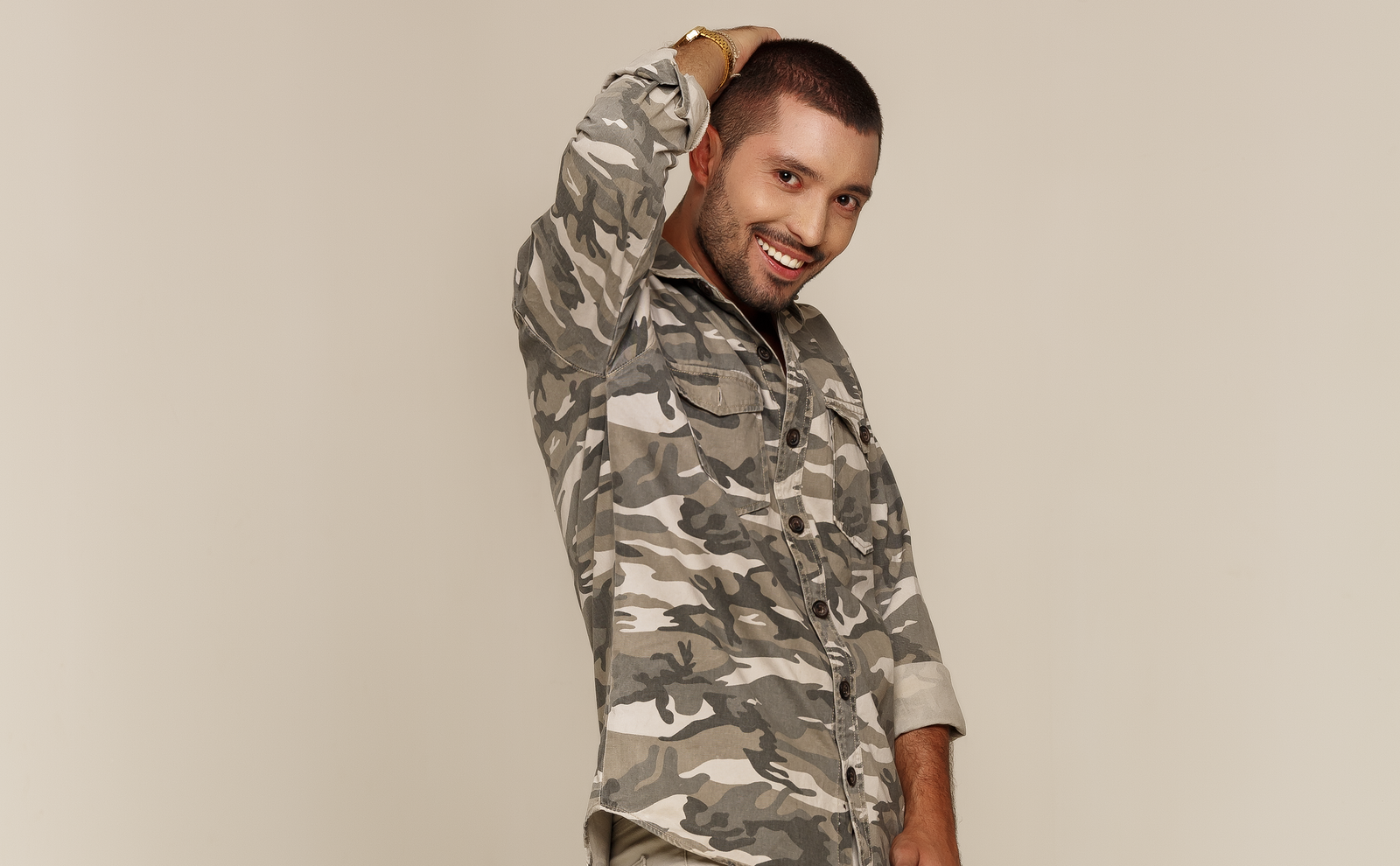 ENTREVISTA | Jared Amarante fala sobre seu novo livro, "Ariel"