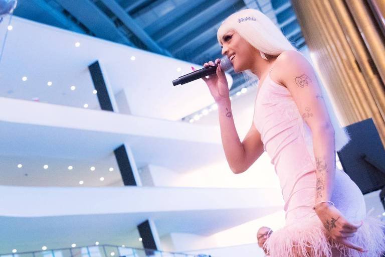 Pabllo Vittar é citada pelo FCDO, Departamento do Governo do Reino Unido: