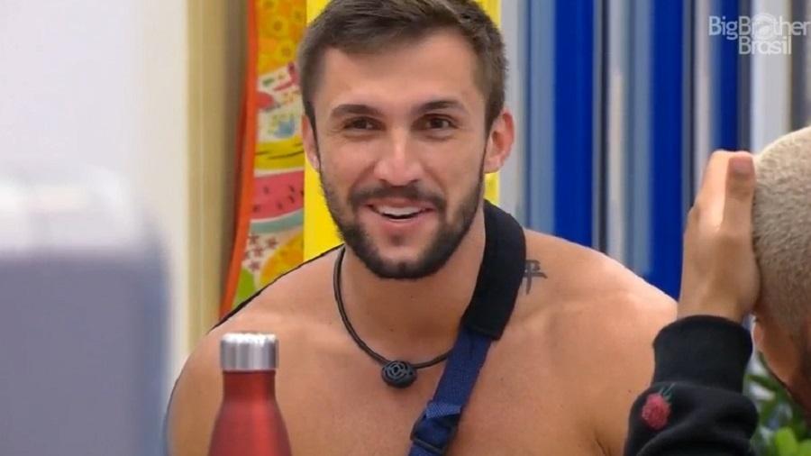 BBB21: Arthur sobre ida ao hospital: “me senti popstar, todo mundo sabia o meu nome”