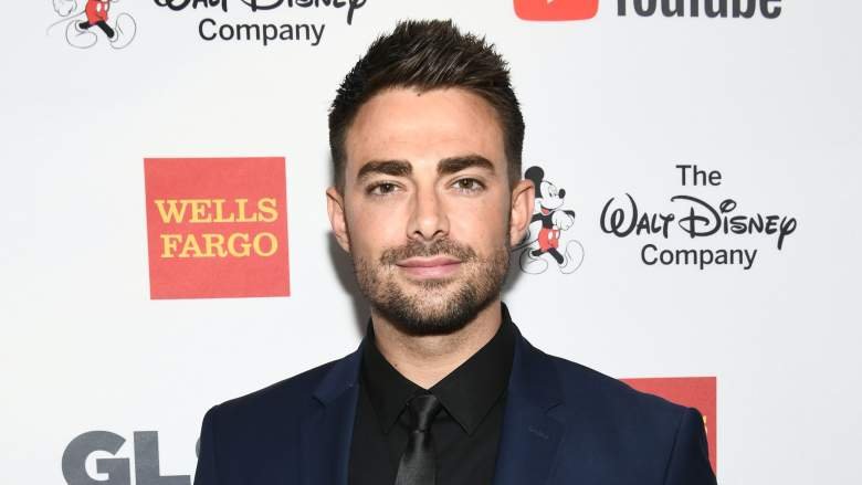 Astro de 'Meninas Malvadas', Jonathan Bennett mostra órgão sexual por acidente na internet