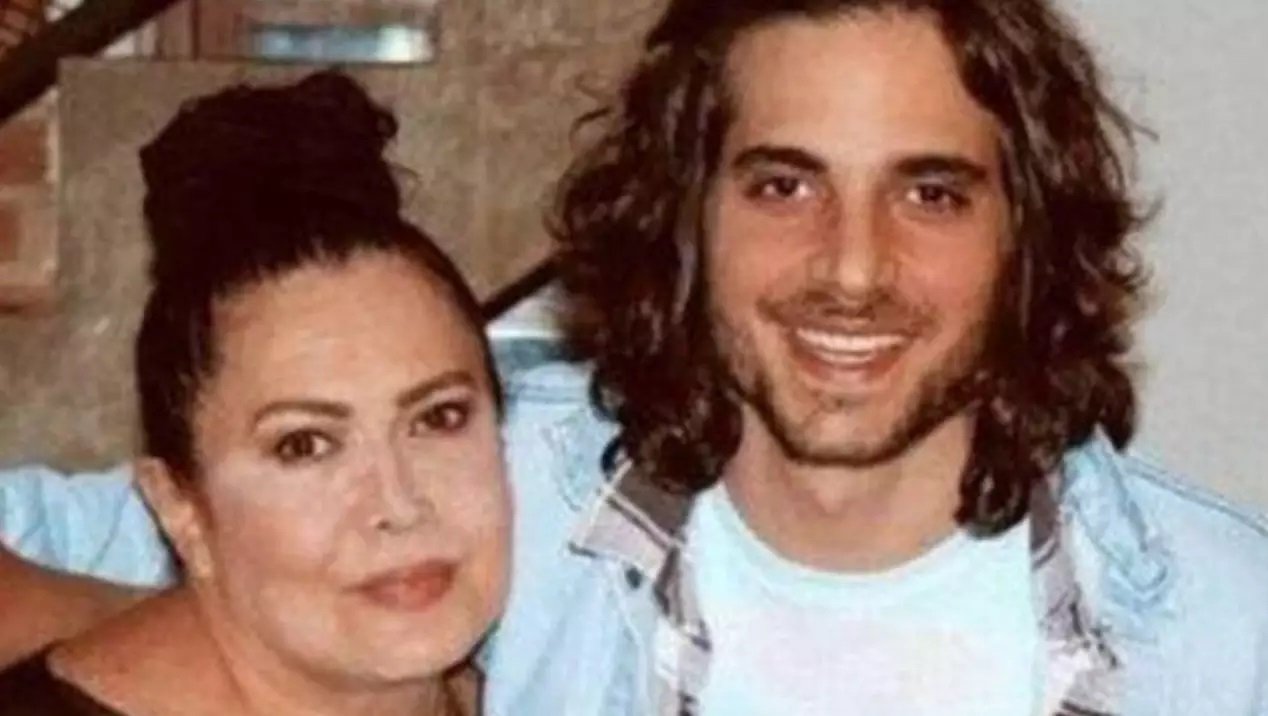 mãe de fiuk hospitalizada