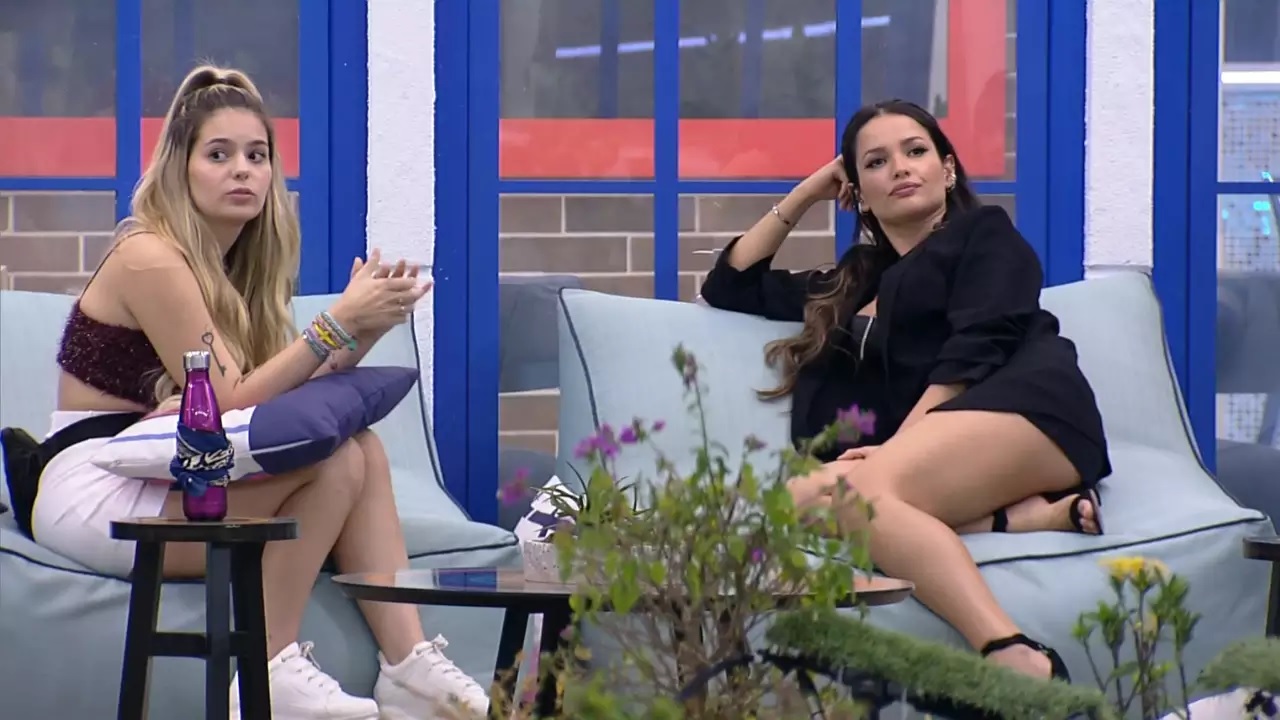 Imagem do post BBB21: Viih Tube repreende Juliette e aconselha: “Chega de dar satisfação para os outros”