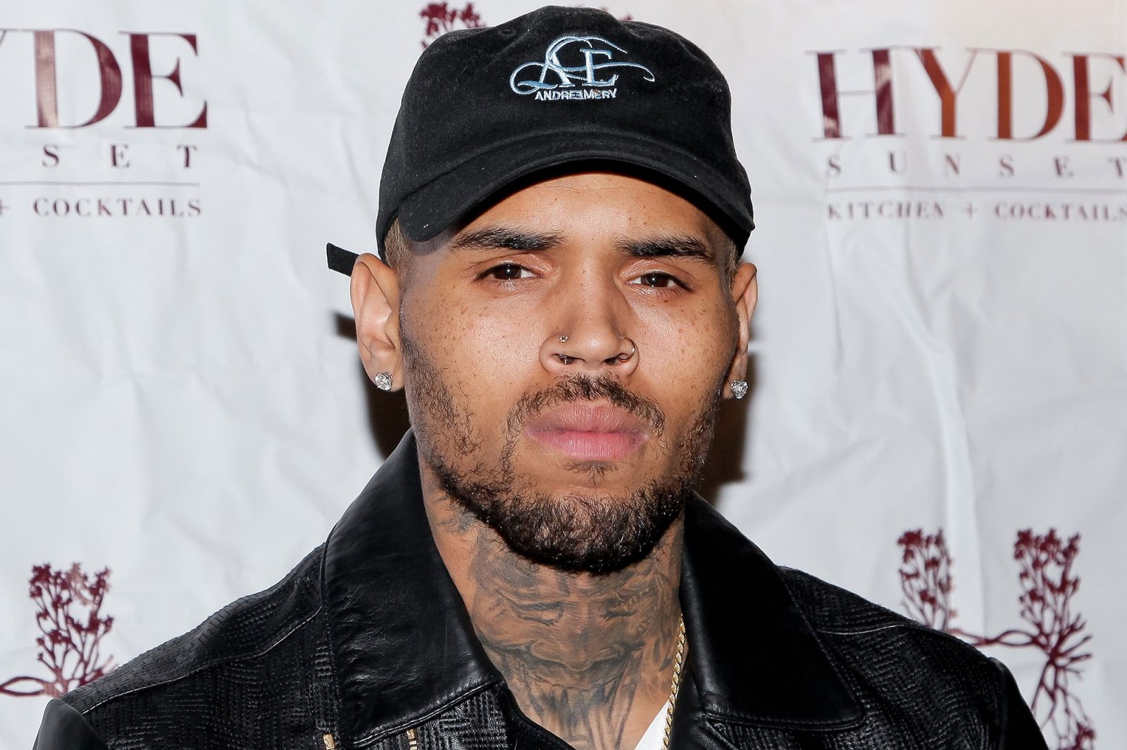 chris-brown-processado-faxineira