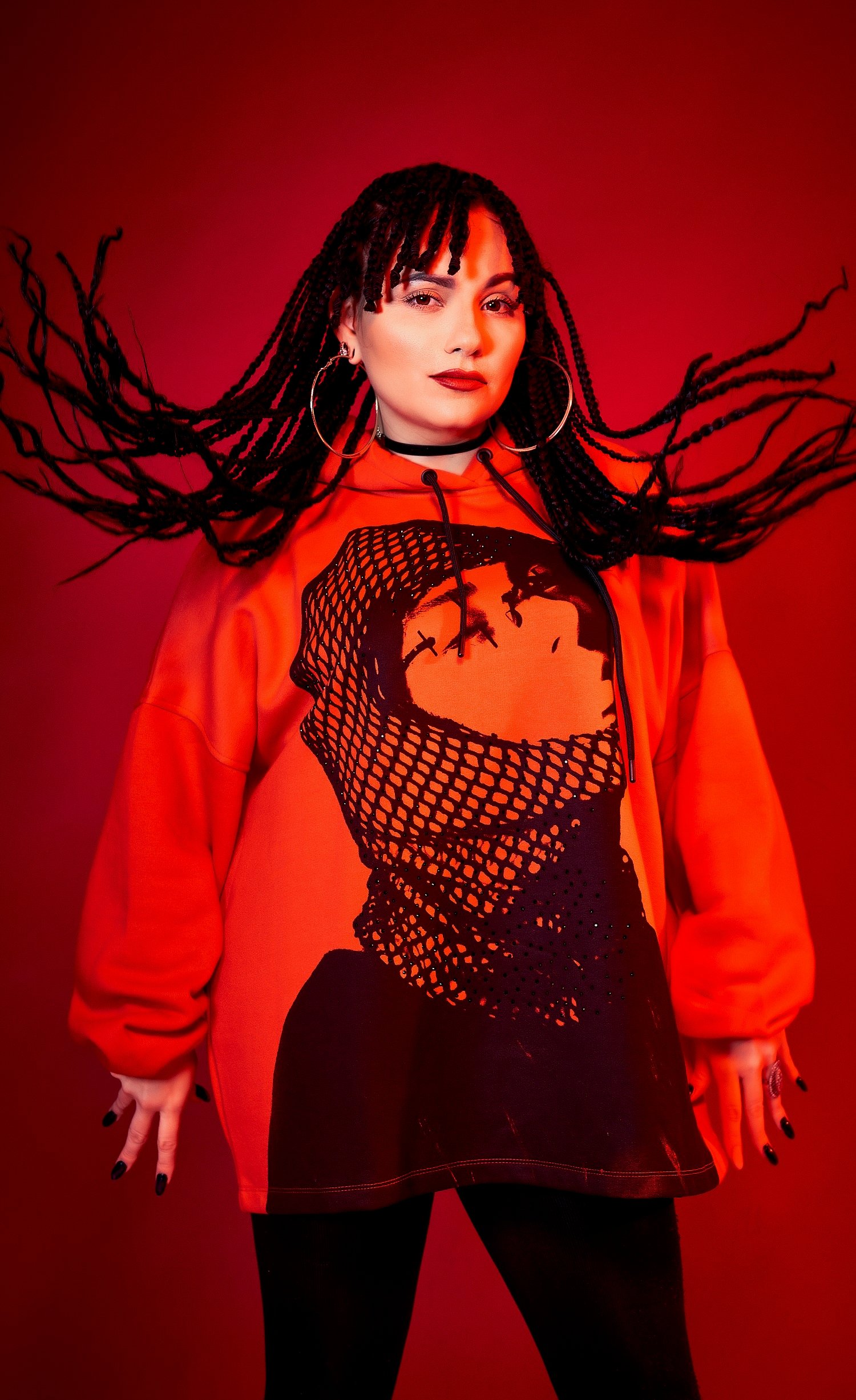 Entrevista: Com trabalhos ao lado de Shakira e will.i.am, Emy Perez fala sobre estreia em carreira solo 47 Emy Perez