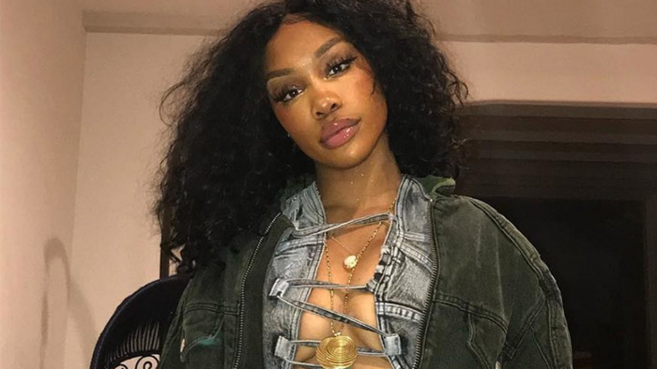 SZA se posiciona contra vacinas e é detonada nas redes sociais