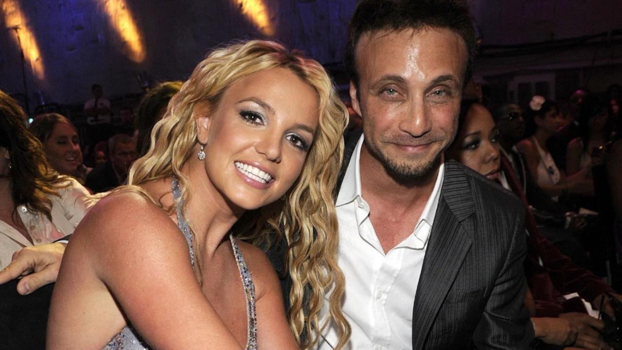 Empresário de Britney Spears pede demissão e diz que cantora quer se aposentar