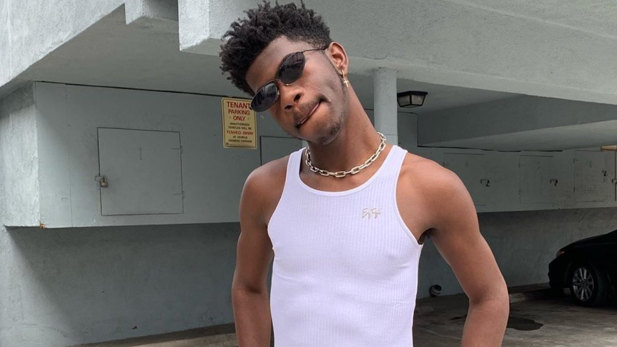 Lil Nas X deixa prisão em LA após pagar fiança milionária 52 Lil Nas X deixa prisão em LA após pagar fiança milionária
