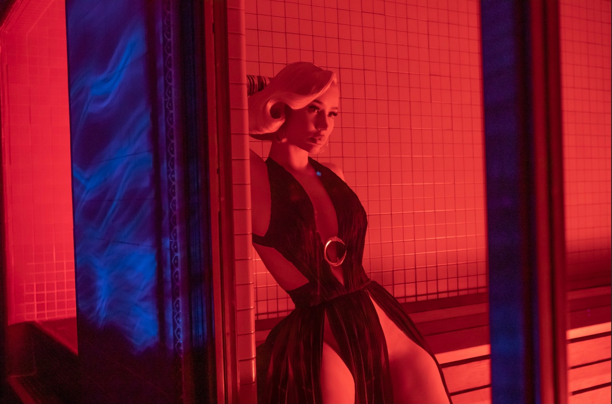 Letra e tradução de “XXXTRA” – Iggy Azalea