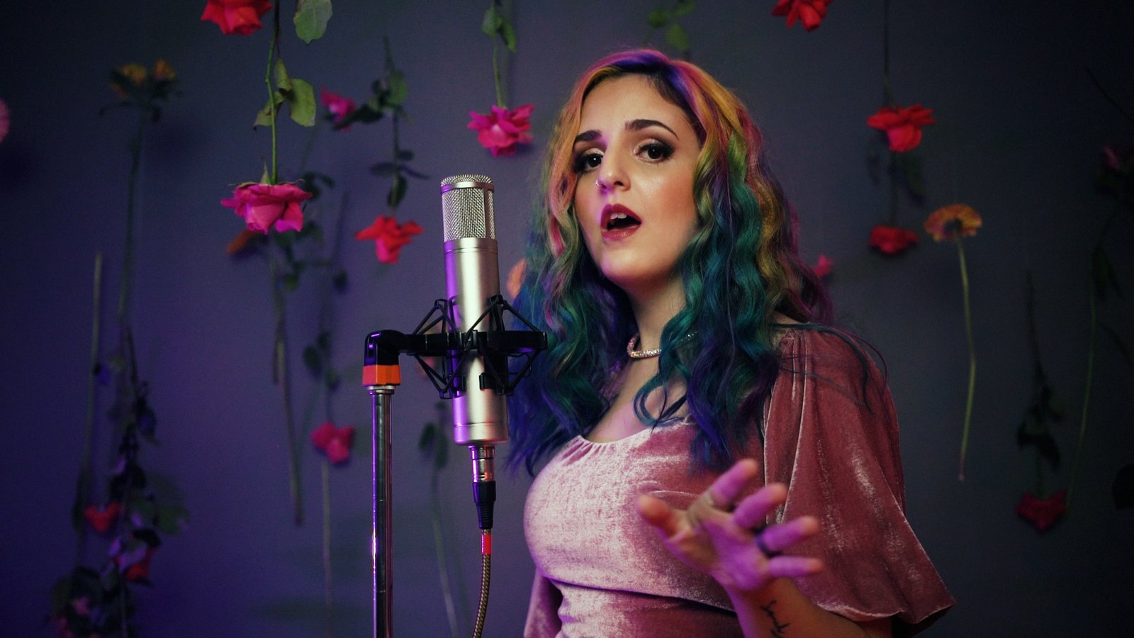 Flavia K assina produção musical de seu novo single