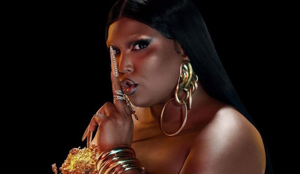 Lizzo é uma super-heroína no clipe de “Special”; confira teaser