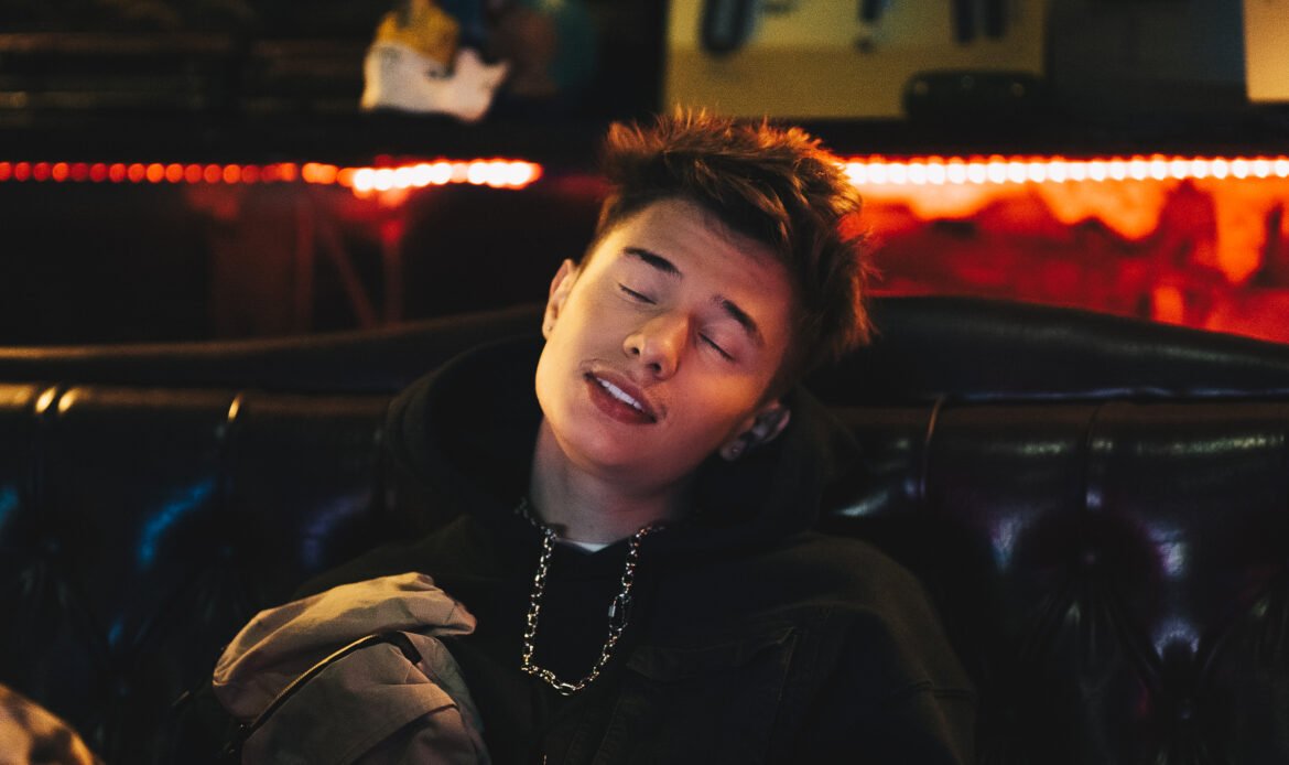 Greg BBX em "Tanto Tempo" - Foto: Divulgação