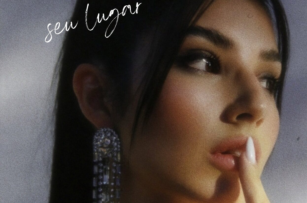 Ananda Marçal anuncia capa de seu novo single, "Seu Lugar"