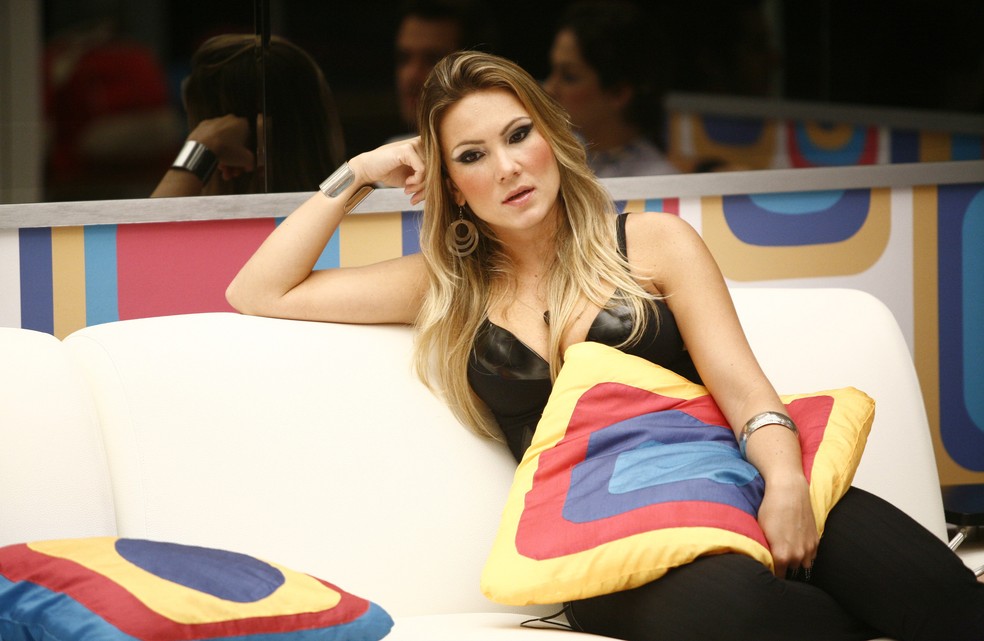 josy oliveira bbb9