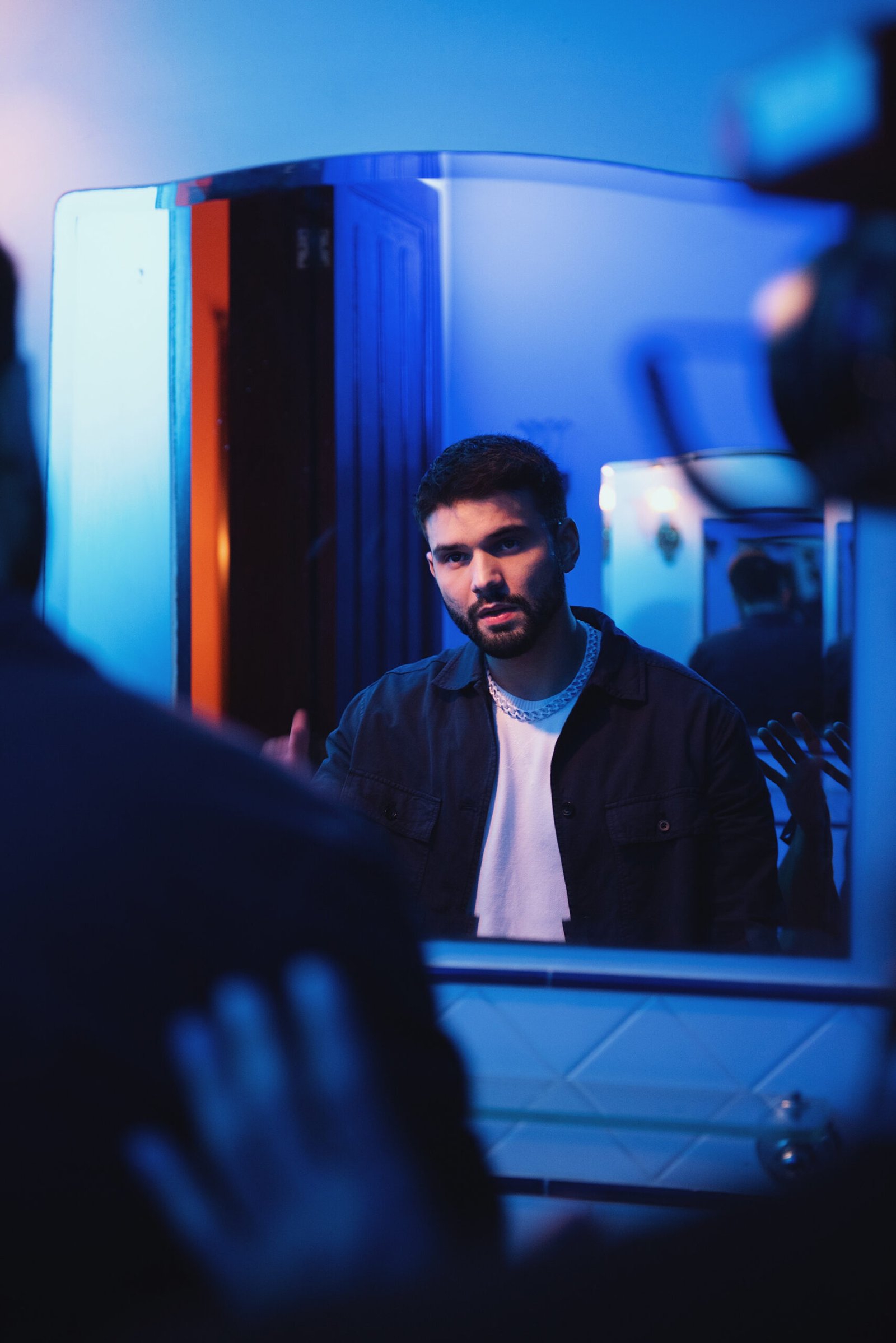 EXCLUSIVO | Confira fotos de bastidores de "Perfeita", clipe de DFONNSO