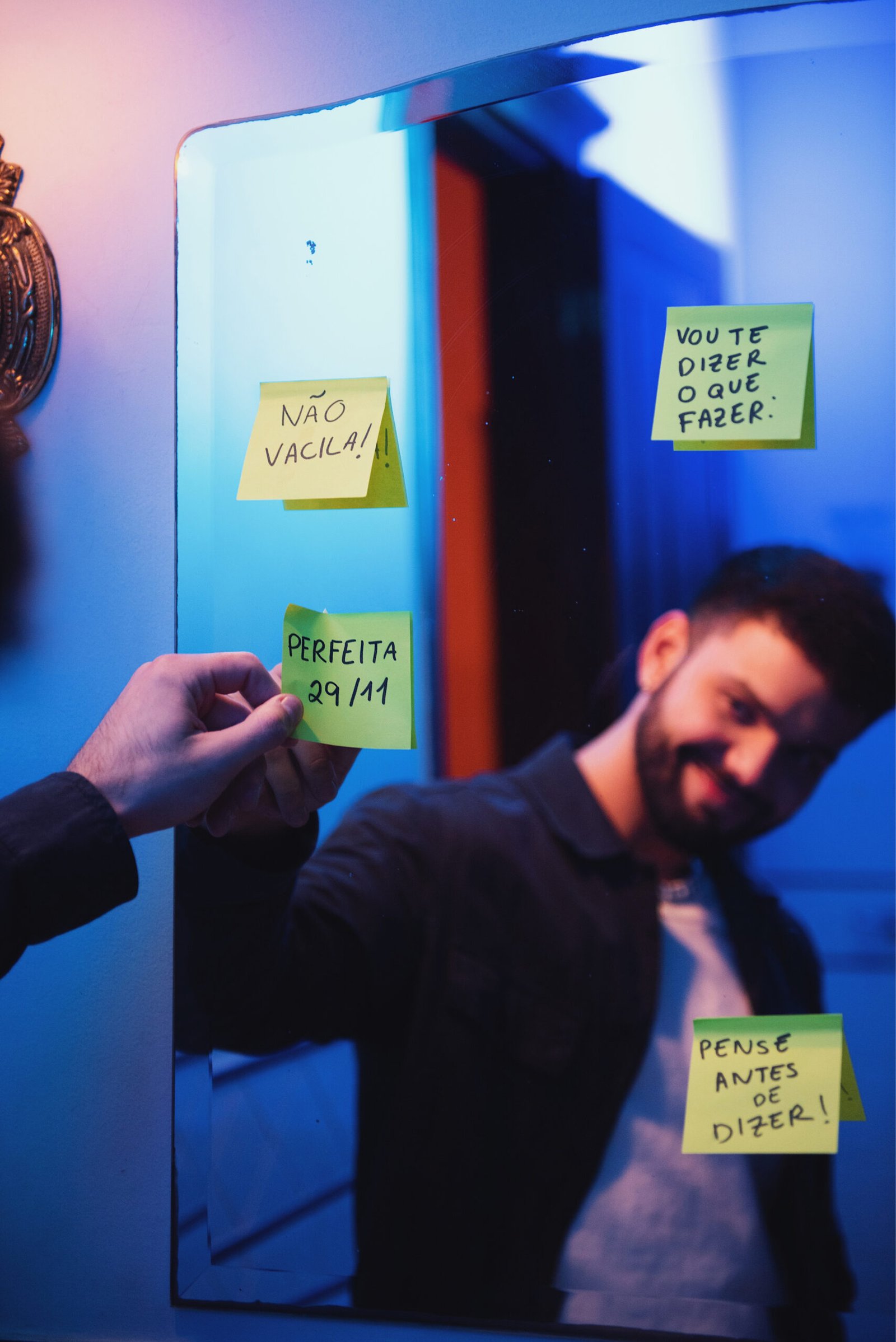 EXCLUSIVO | Confira fotos de bastidores de "Perfeita", clipe de DFONNSO