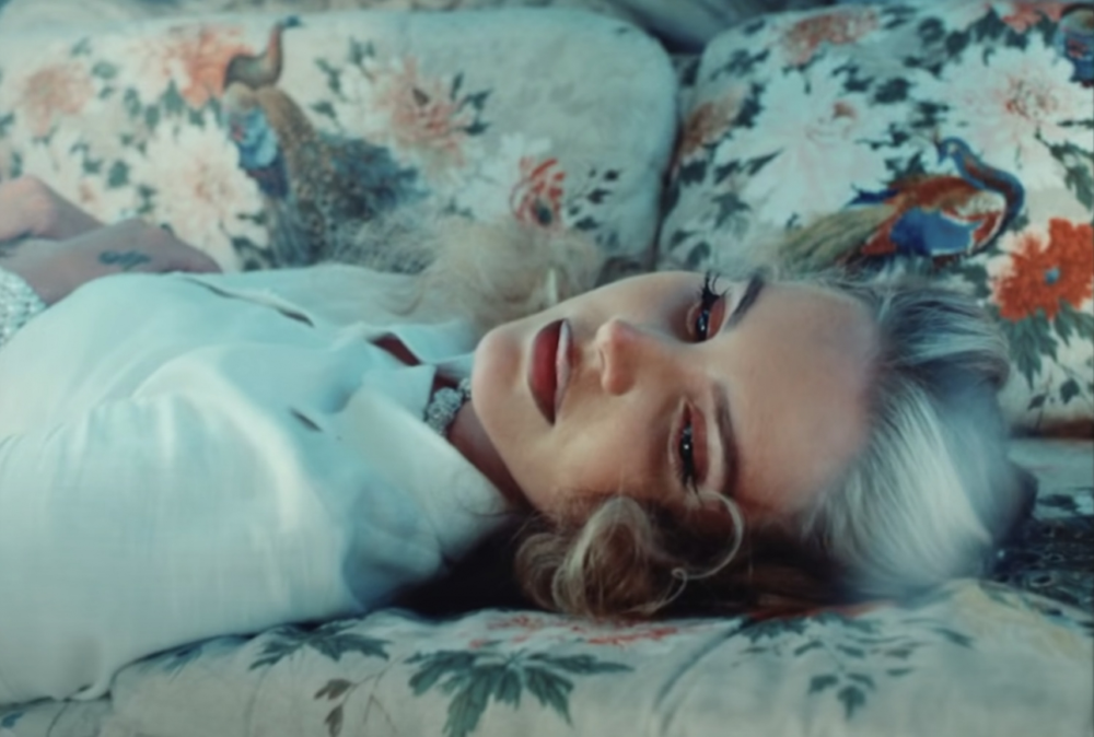 EXCLUSIVO | Lana Del Rey expõe pessoa que inventou rumor sobre ela; acusado explica situação