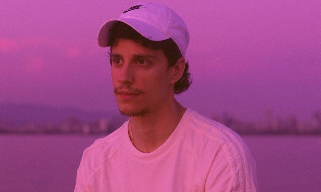 Letra e tradução de "Sleepwalk" - Good One
