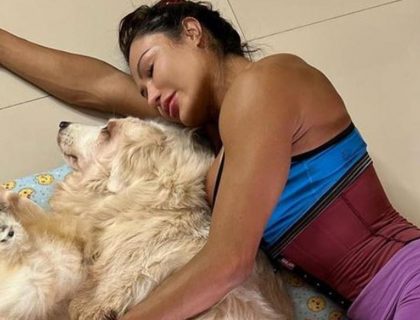 Imagem do post: Gracyanne Barbosa lamenta morte de sua cachorra; veja vídeos