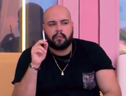 Imagem do post: Vídeo: Tiago Abravanel faz voto de silêncio no BBB22 e ignora brothers