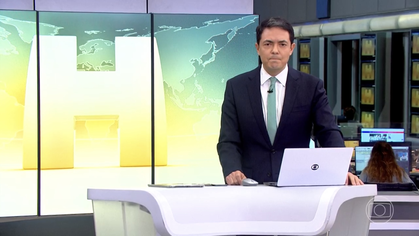 Imagem do post Fora do eixo! Cobrindo férias de Tralli, Alan Severiano afunda audiência do “Jornal Hoje”