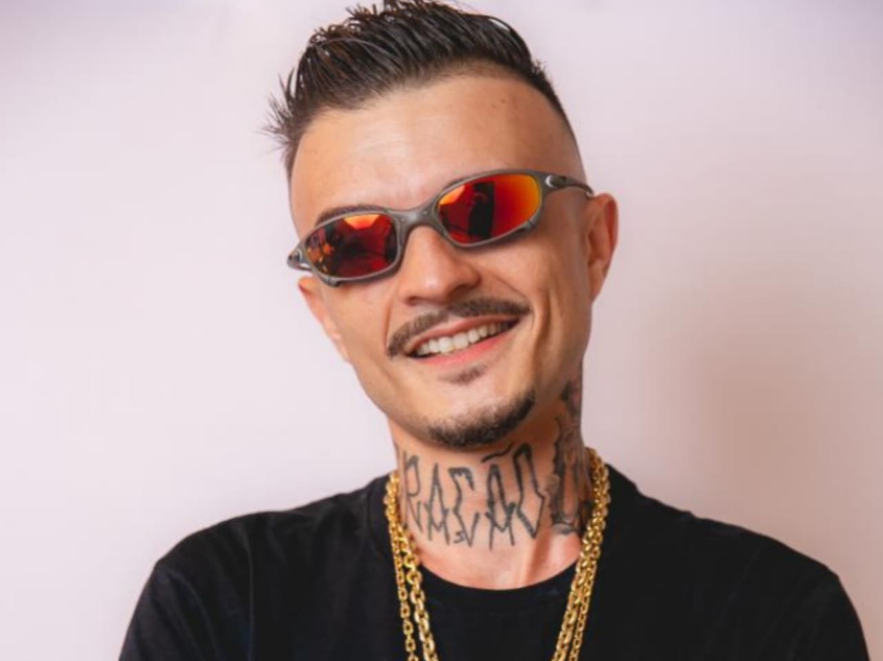 Com grandes parcerias como os DJs GBR, DN e LS, DJ Fepas é um dos grandes nomes do funk da atualidade