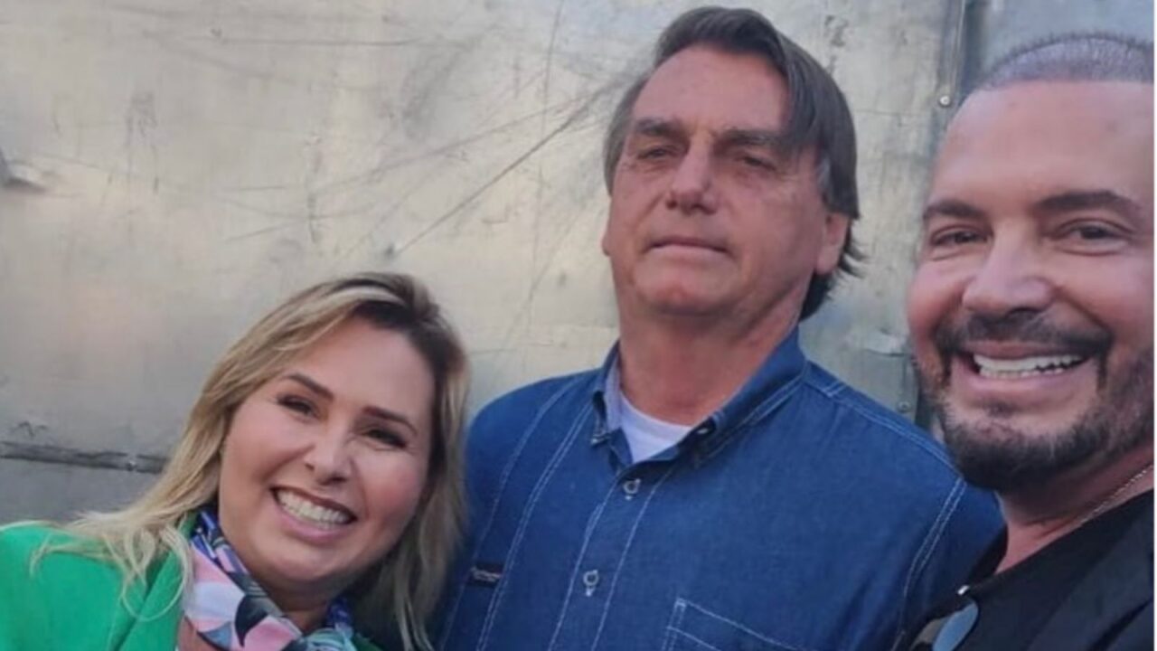 Andrea Sorvetão e Conrado perdem seguidores após foto com Bolsonaro