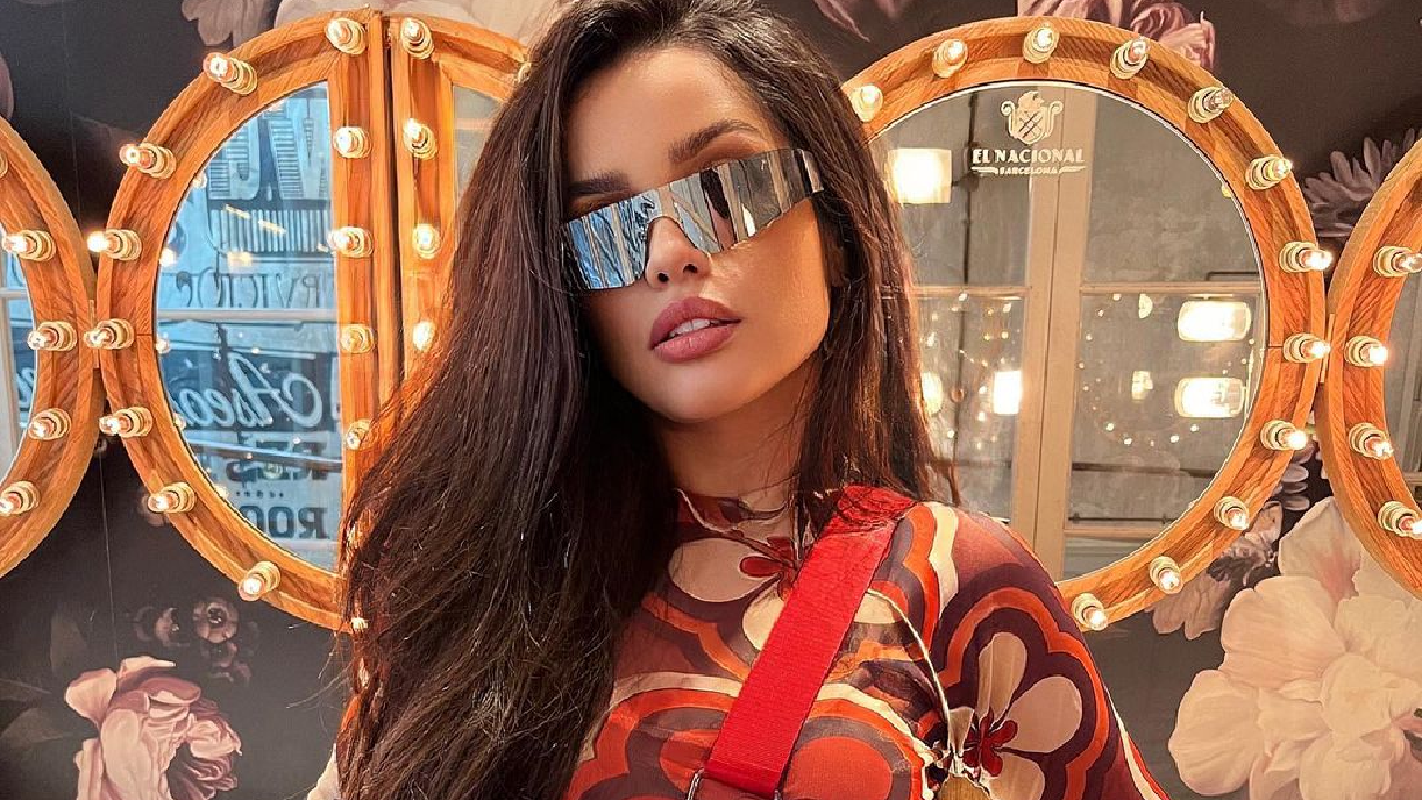 Vídeo: Juliette Freire é barrada em Igreja na Espanha por usar roupa indecente