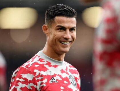 Imagem do post: Na sauna, Cristiano Ronaldo diz que médico brasileiro ‘é p*ca’ e agita a web