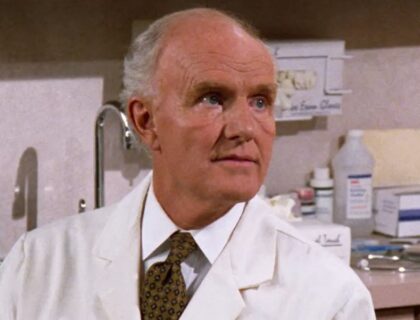 Imagem do post: Morre Richard Roat, ator que participou em “Seinfeld” e “Friends”, aos 89 anos