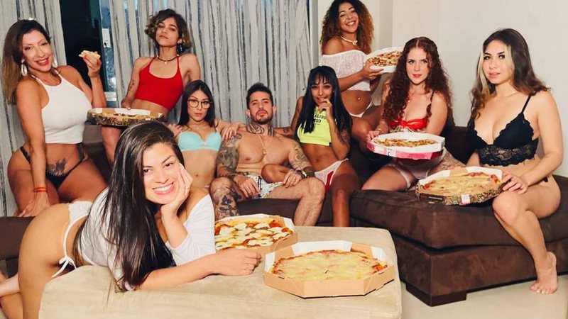 Imagem do post Influencer que possui 8 esposas desabafa: “Já perdi 7kg fazendo sexo 8 vezes por dia”