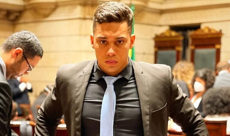 Gabriel Monteiro rebate acusações de ator: "Apunhalado pelas costas"
