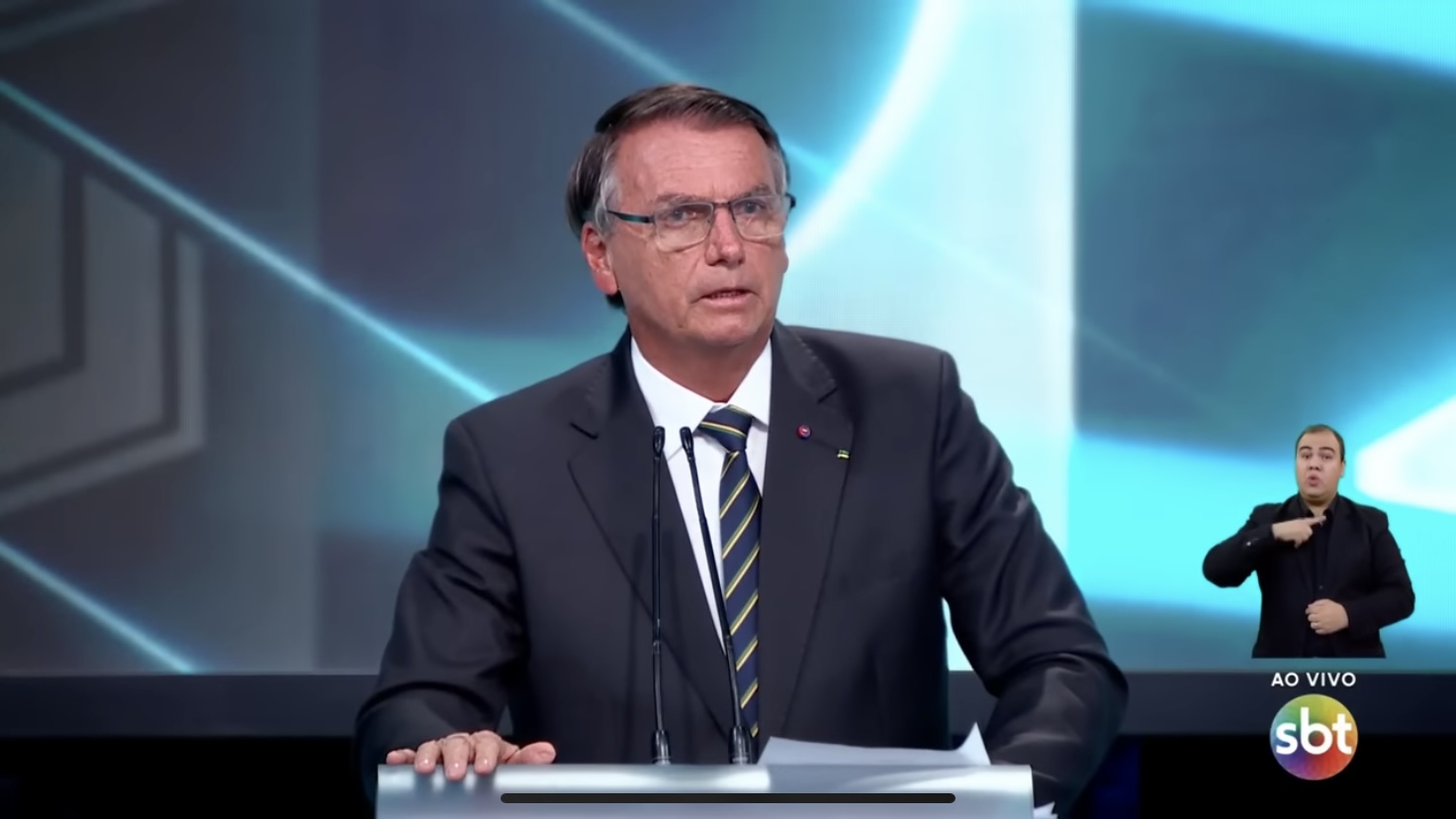 Bolsonaro chama Globo de ‘sala do capeta’ e responde se vai ou não ao debate da emissora