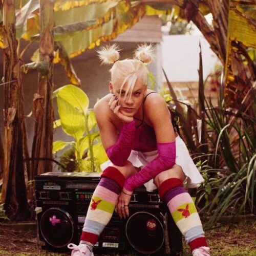 Imagem do post: Escute trecho de nova música de P!nk, “Never Gonna Not Dance Again”