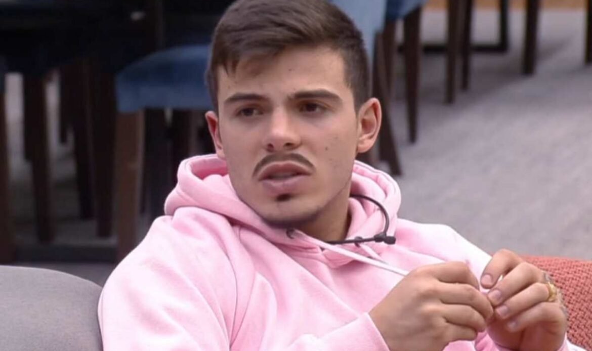 Influenciadores brasileiros pedem ajuda a Trump após vitória de Lula; veja o que disseram 47 Thomaz Costa