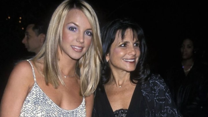 Britney Spears relembra espancamento que sofreu da mãe: "Tão forte que nunca vou esquecer"