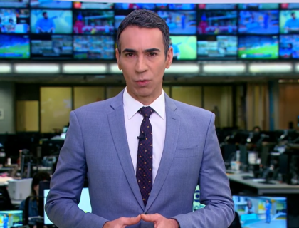 Imagem do post: César Tralli comete gafe ao vivo no ‘Jornal Hoje’: “Câmera com celular”