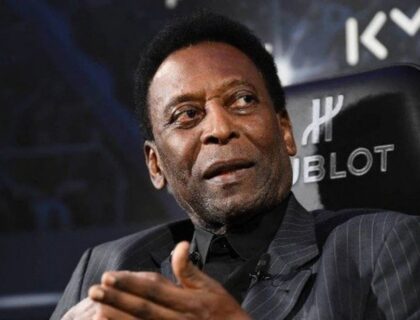 Imagem do post: Corpo de Pelé foi embalsamado para que velório acontecesse dias após a morte; veja foto