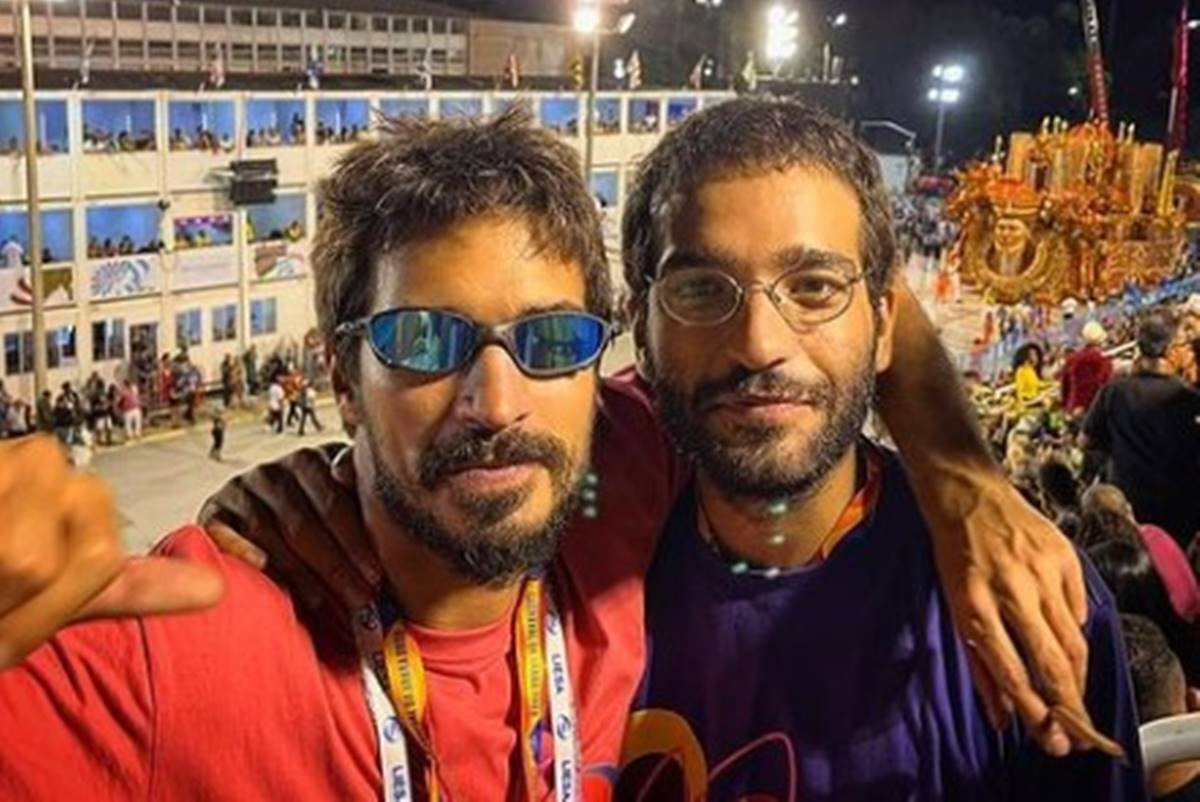 Thales Junqueira desmente namoro com Humberto Carrão: “Somos amigos”