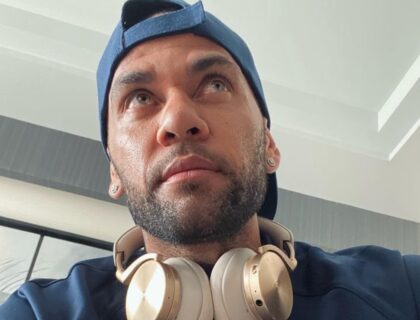 Imagem do post: Complicou de vez! Câmera revela nova contradição de Daniel Alves; jogador pode pegar até 12 anos de prisão