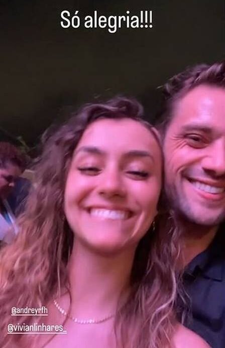 Rafael Cardoso é flagrado em show no Rio com nova affair