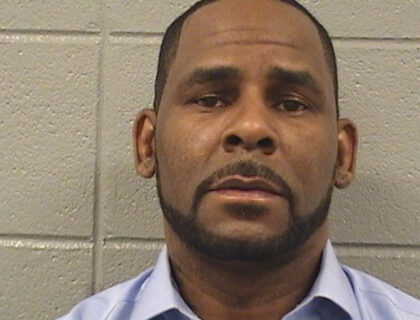 Imagem do post: R. Kelly é condenado a pena extra de prisão por abuso de criança